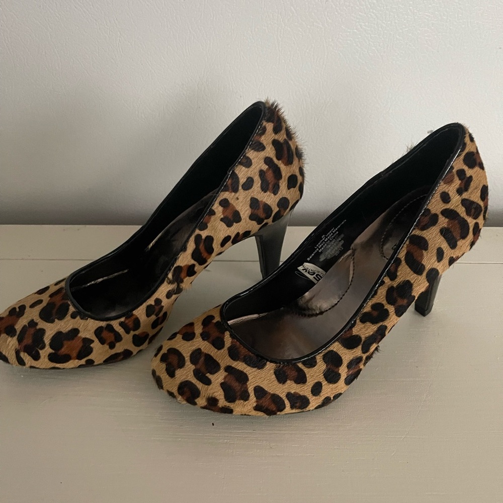 Leopard Print Pumps